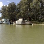 australia-migration-river-border-boat