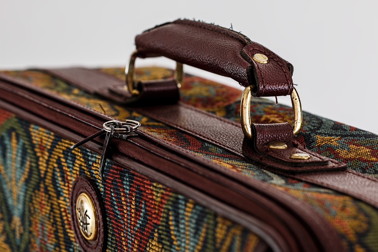 Your Guide to Packing for Australia - NepaliPage